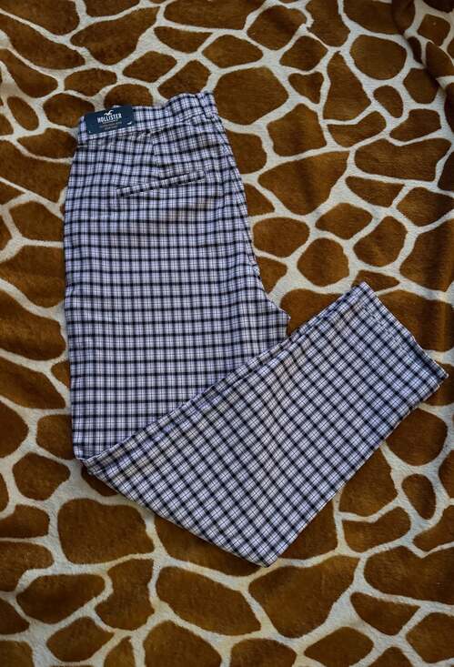 Hollister NWT Ultra High-Rise Mom Pant Purple Plaid Large - Picture 1 of 5